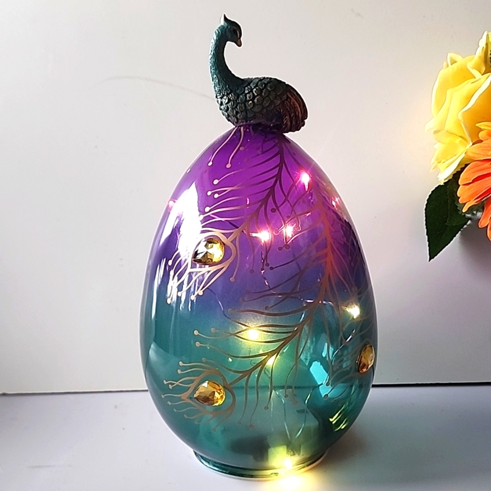Beautiful HD Design, Battery Operated Peacock Egg Design.